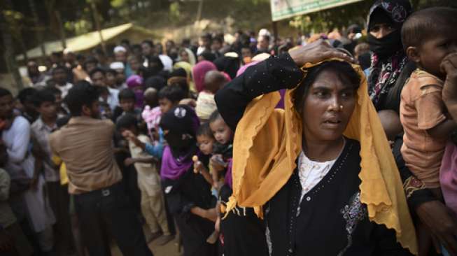 Pengungsi Rohingya yang tiba di Bangladesh. (Shutterstock)