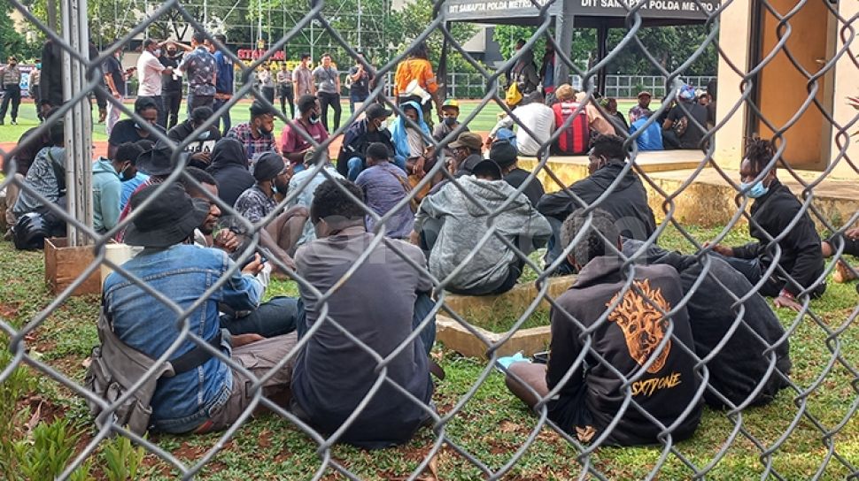 Demo Tolak Pemekaran Papua di Kantor Kemendagri Berujung Bentrok, Sejumlah Mahasiswa Ditangkap