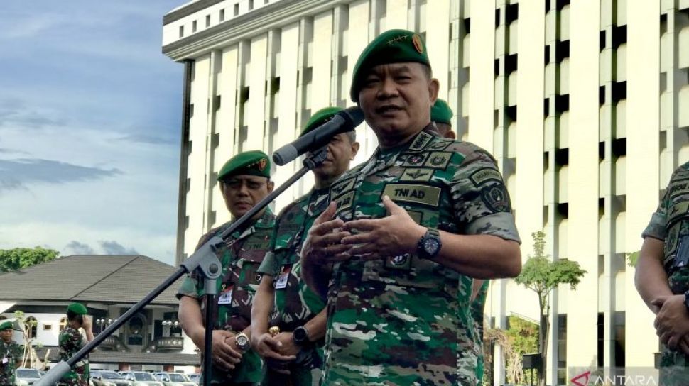 Kasad Pimpin Serah Terima Enam Jabatan Strategis Jajaran TNI AD