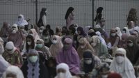 Tata Cara Sholat Idul Fitri 2022, Lengkap dengan Bacaan Niat dan Doa di Antara Takbir