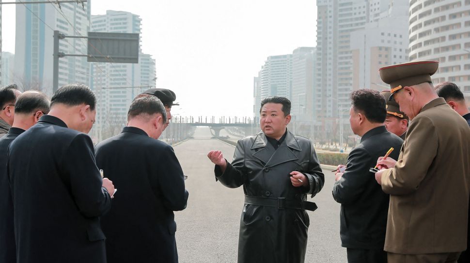 Korut Dilanda Wabah Covid-19, Kim Jong Un Kerahkan Bala Tentara Sebarkan Obat-obatan